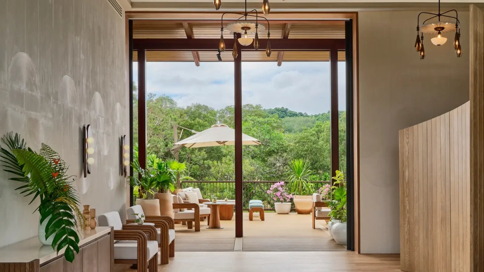 642f6aff93e4d9735977c5c0_TV_FullBleedGalleryA