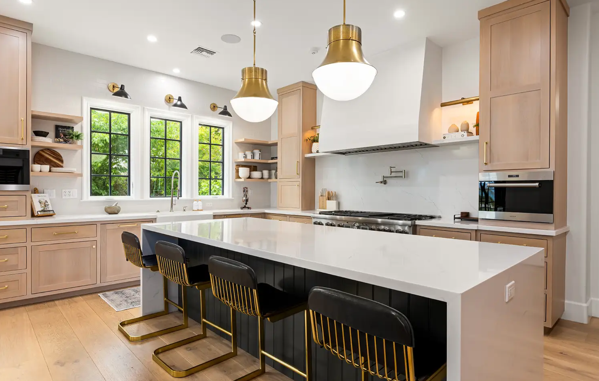 Best Types of Lighting For Your Kitchen Design – Transitional