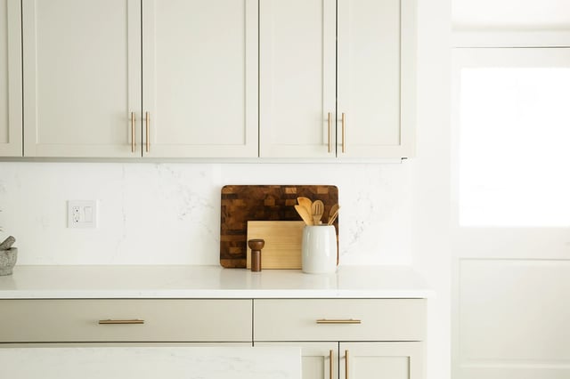 Slab backsplash non-tile alternative