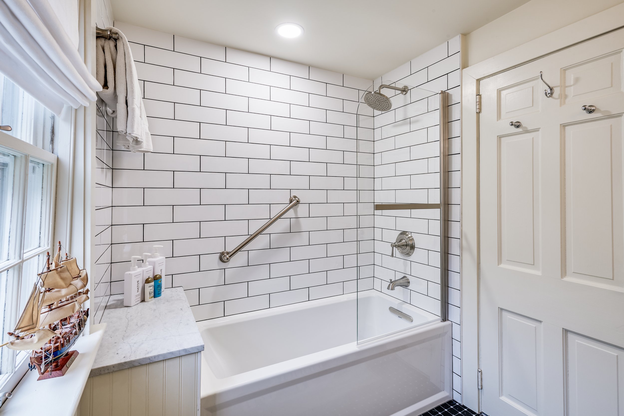 White Bathroom Black Grout
