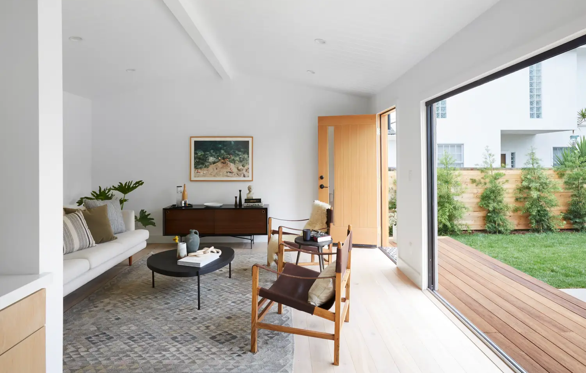 Mid-Century Modern House Remodels & Design Ideas 2