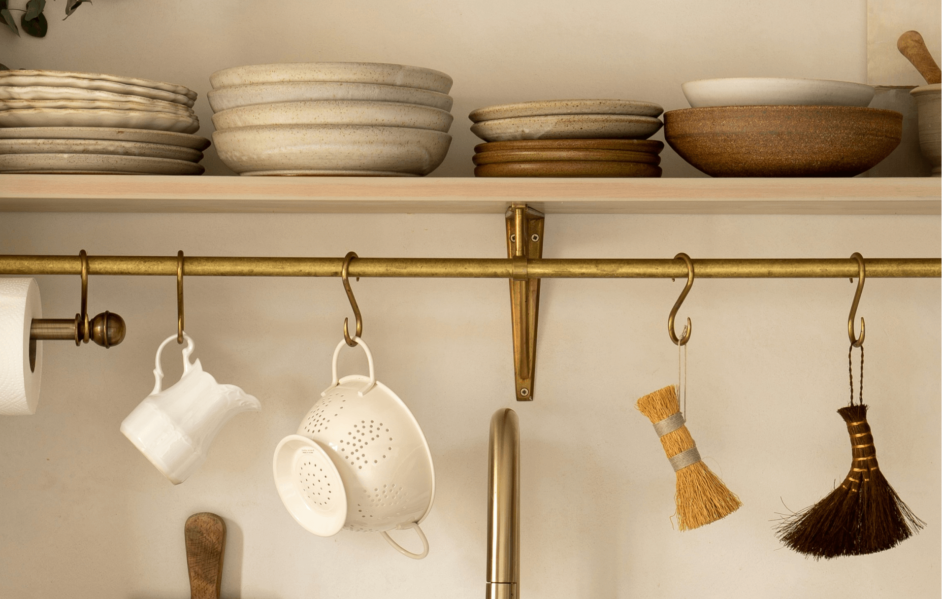 Open Kitchen Cabinets Without Doors - Bars for Hanging