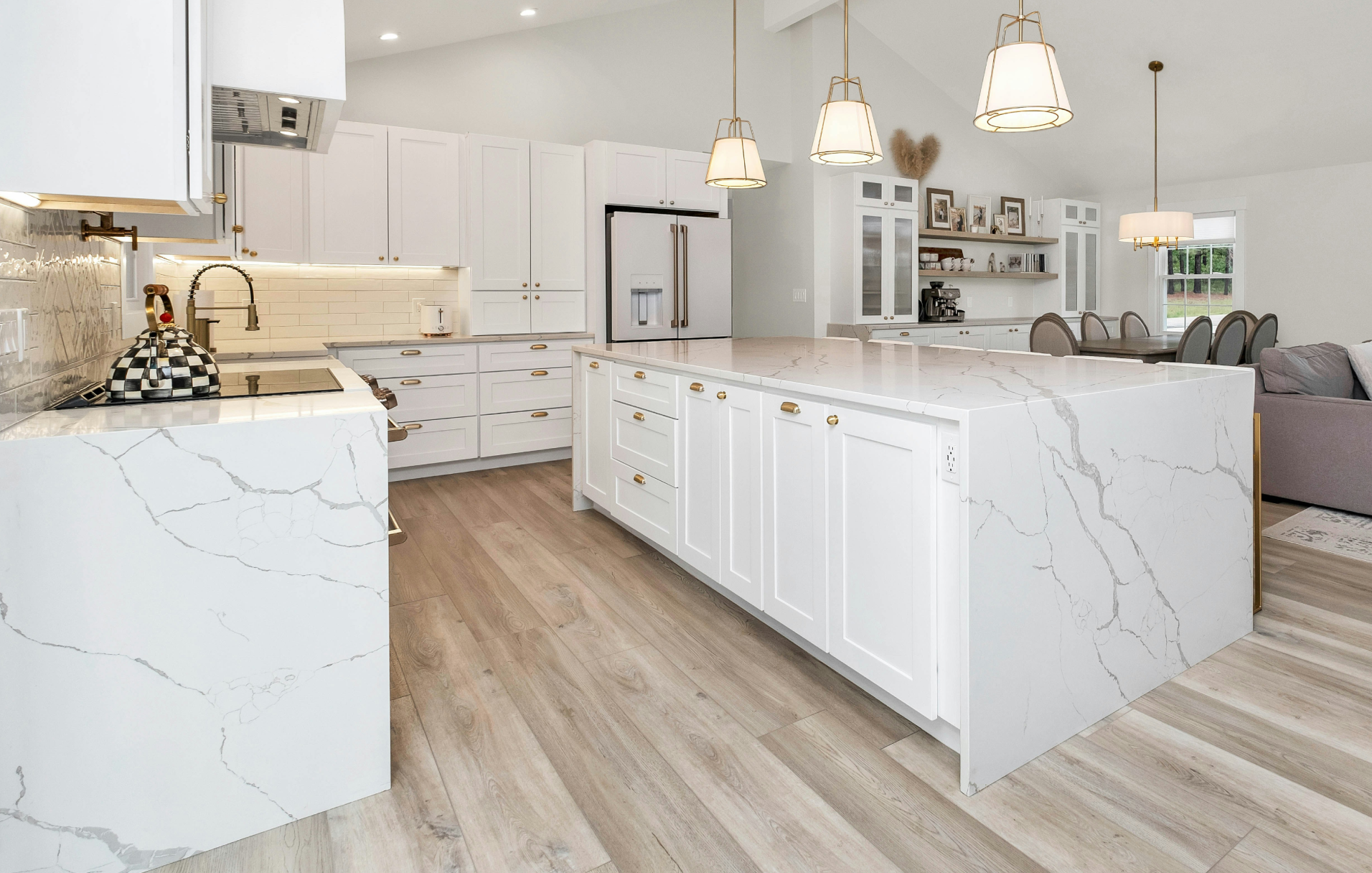 Porcelain Countertops Pros, Cons, and Cost FAQs-thumbnail