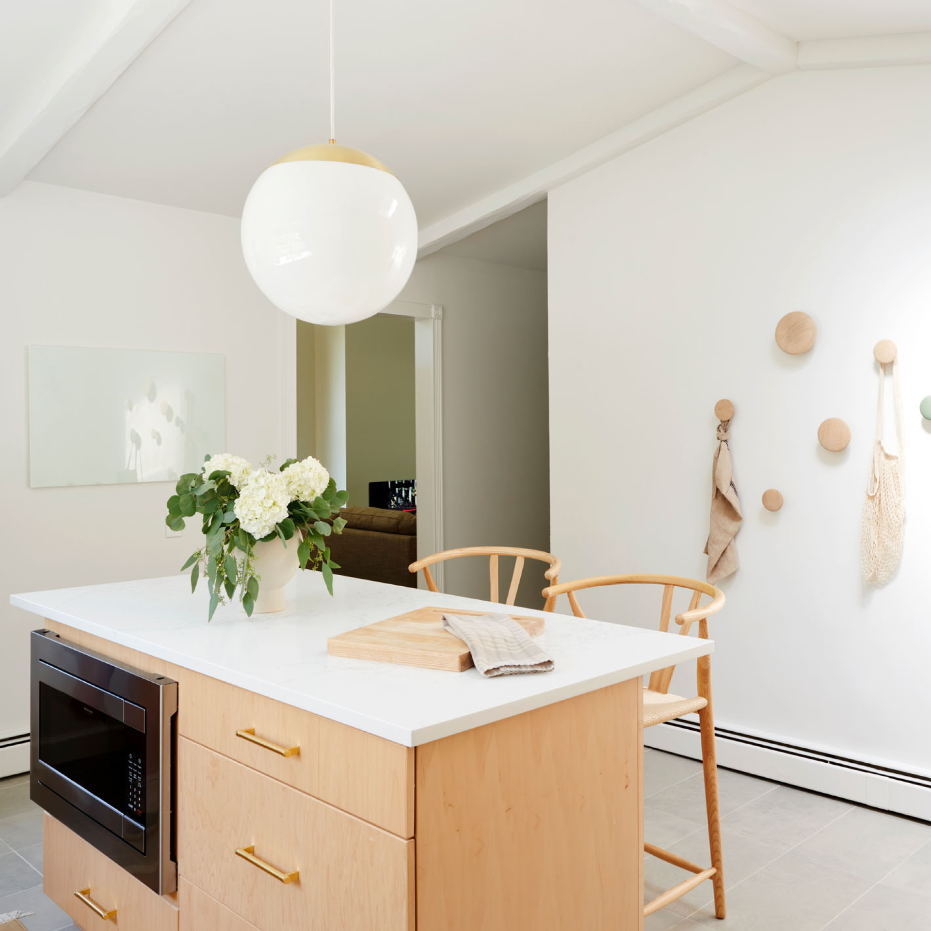 View of Moving Checklist & Tips to Plan Your Move | MYMOVE