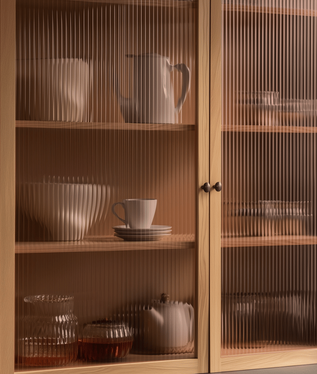 Kitchen cabinet with ridged glass