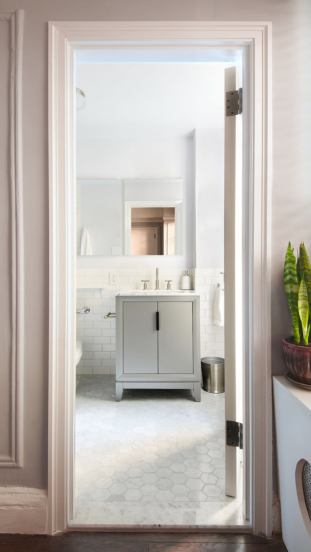 small contemporary bathroom vanity design