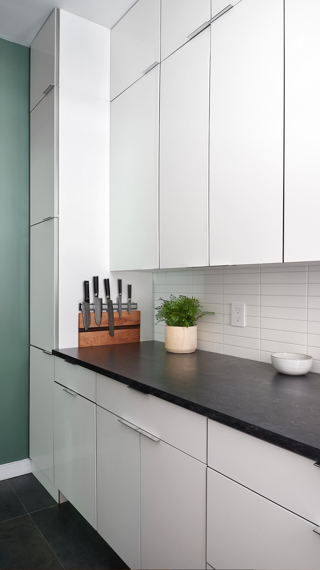 Using FlatPanel Kitchen for a Modern Look Block Guides