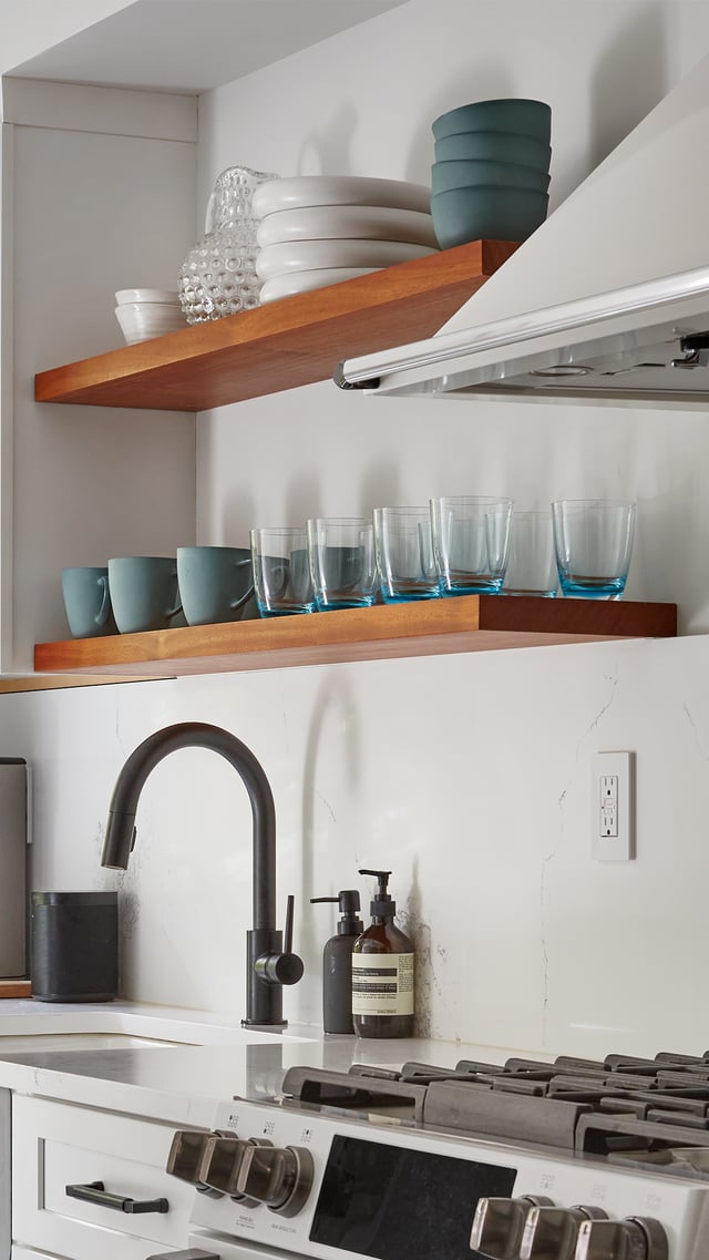 Farmhouse Kitchen // Adding A Shelf Below Our Upper Cabinets (+