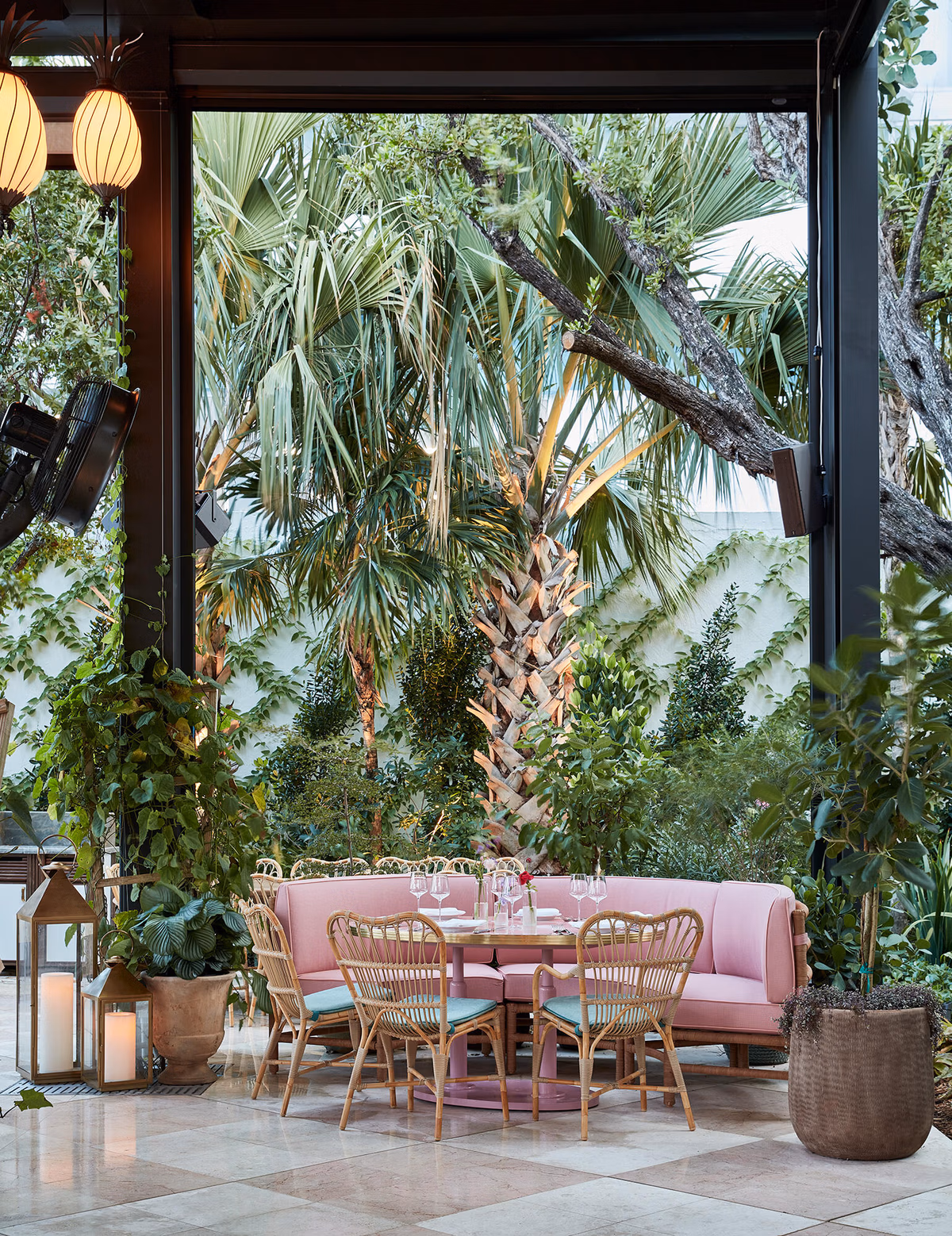 923a240d37def8bb459cfee6bc715c713623ae0a-1540x2000